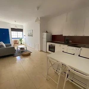 Cerca De Piscinas Naturales Punta Mujeres